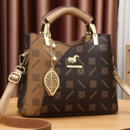 CARTERA KAIDIFEINIROO MARRON ESTAMPADA CON COLGANTE