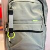 MOCHILA URBANA CON DETALLE REFLECTIVO