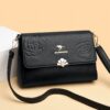 CARTERA KAIDIFEINIROO NEGRA CON RELIEVE FLORAL