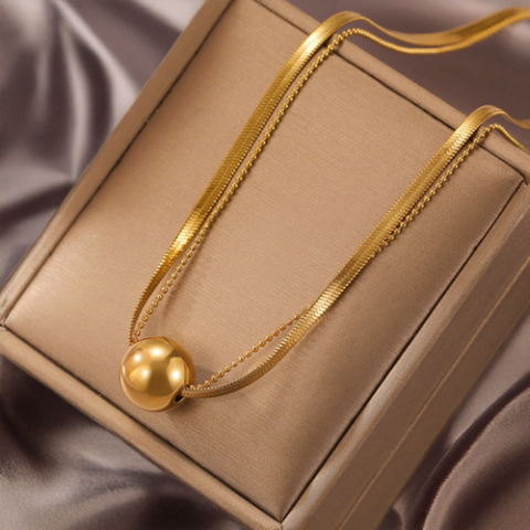 COLLAR DORADO CON ESFERA