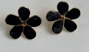 AROS FLOR NEGRA CON BORDE DORADO